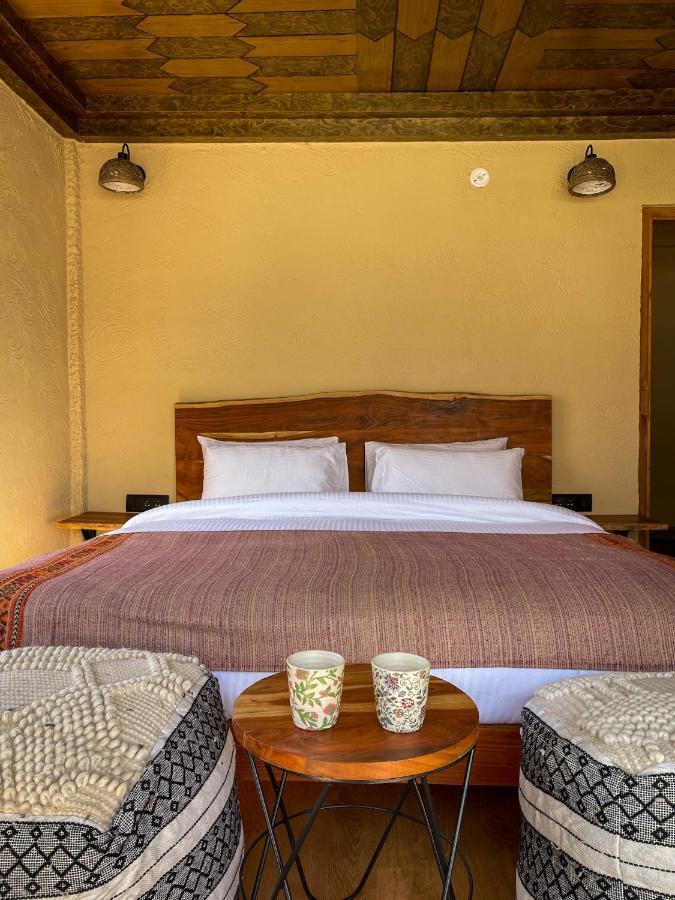 La Hault Hotell Sissu Exteriör bild